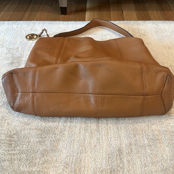Michael Kors Large Pebbled Leather HOBO bag - Picture 8 of 12